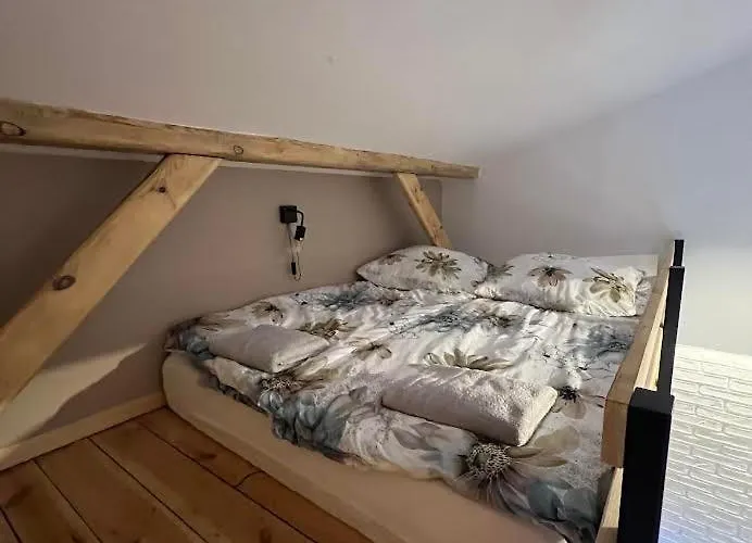 Z Antresola I Lazienka Lantgård